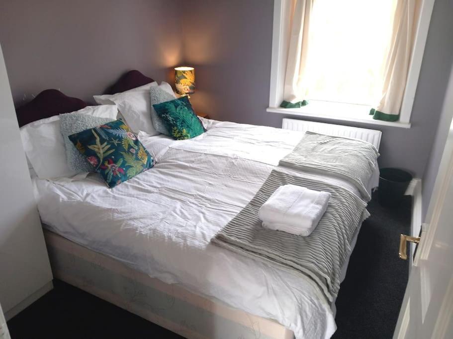 Peaceful Home From Home - Spacious 3 Bedroom House Accommodating 7 - Ideal For Families And Workers Gateshead Eksteriør bilde