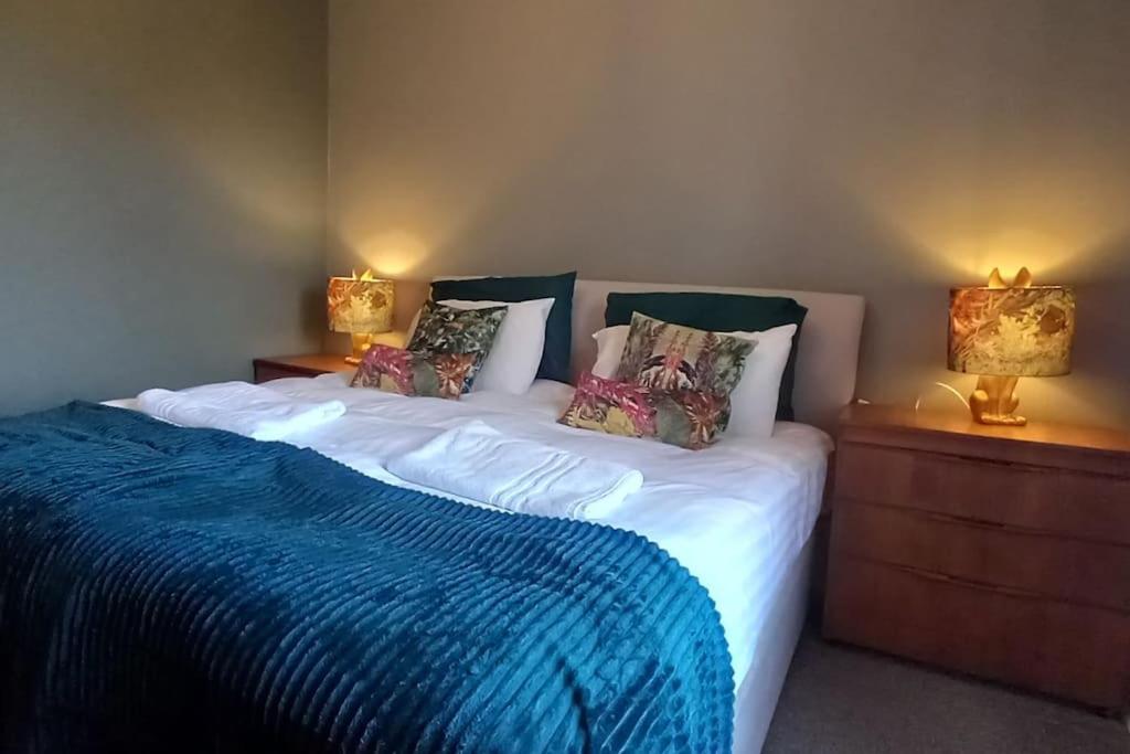 Peaceful Home From Home - Spacious 3 Bedroom House Accommodating 7 - Ideal For Families And Workers Gateshead Eksteriør bilde